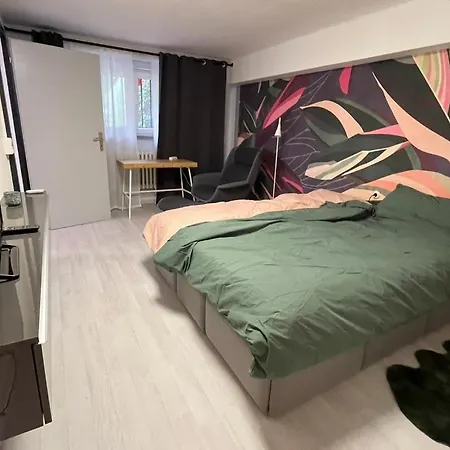 E11