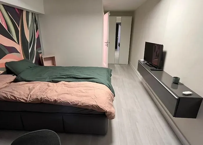 E11 شقة كولونيا